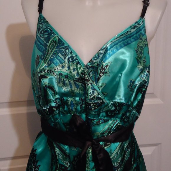 Satin Top 1X - Picture 11 of 13